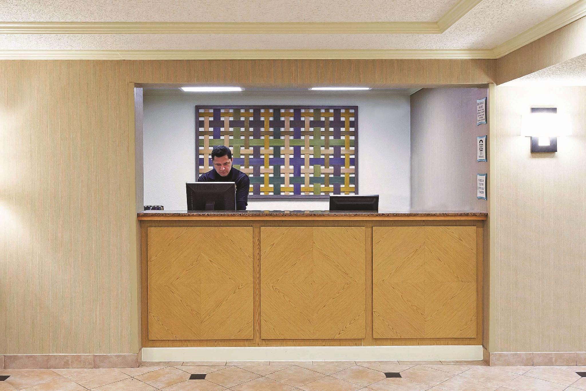 La Quinta By Wyndham Houston Nw Brookhollow Extérieur photo